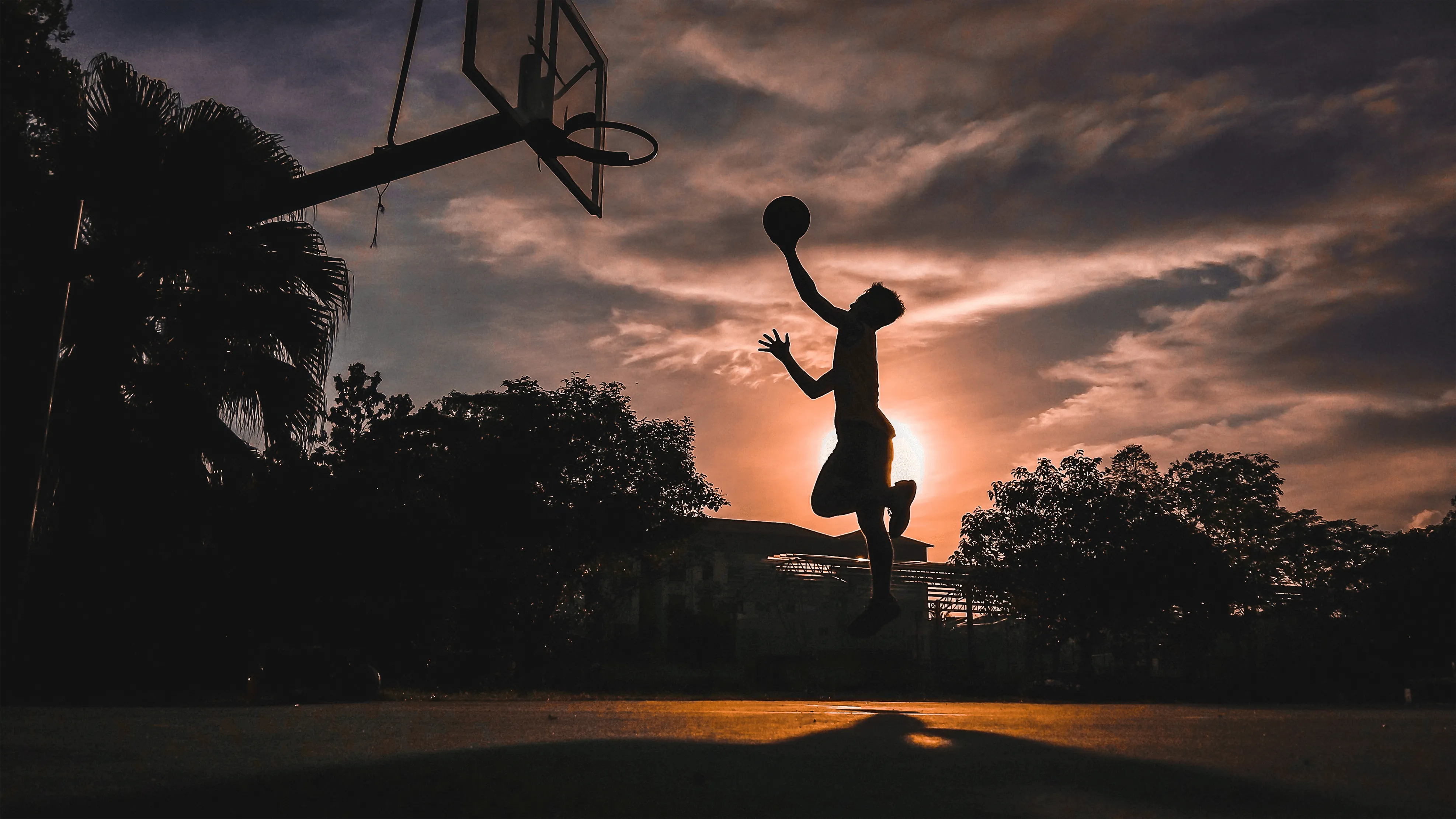 BASKETBALL